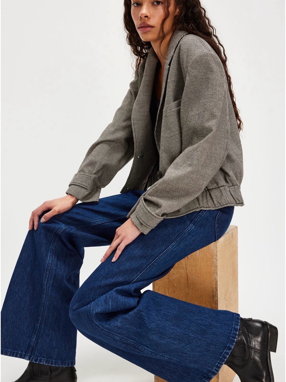 ROLLA’S Studio Flare Jeans